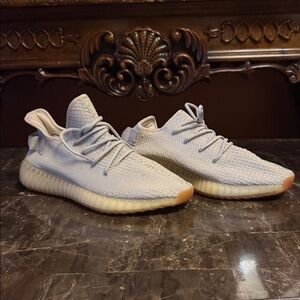 Yeezy Athletic Shoes in Light Gray and Cream